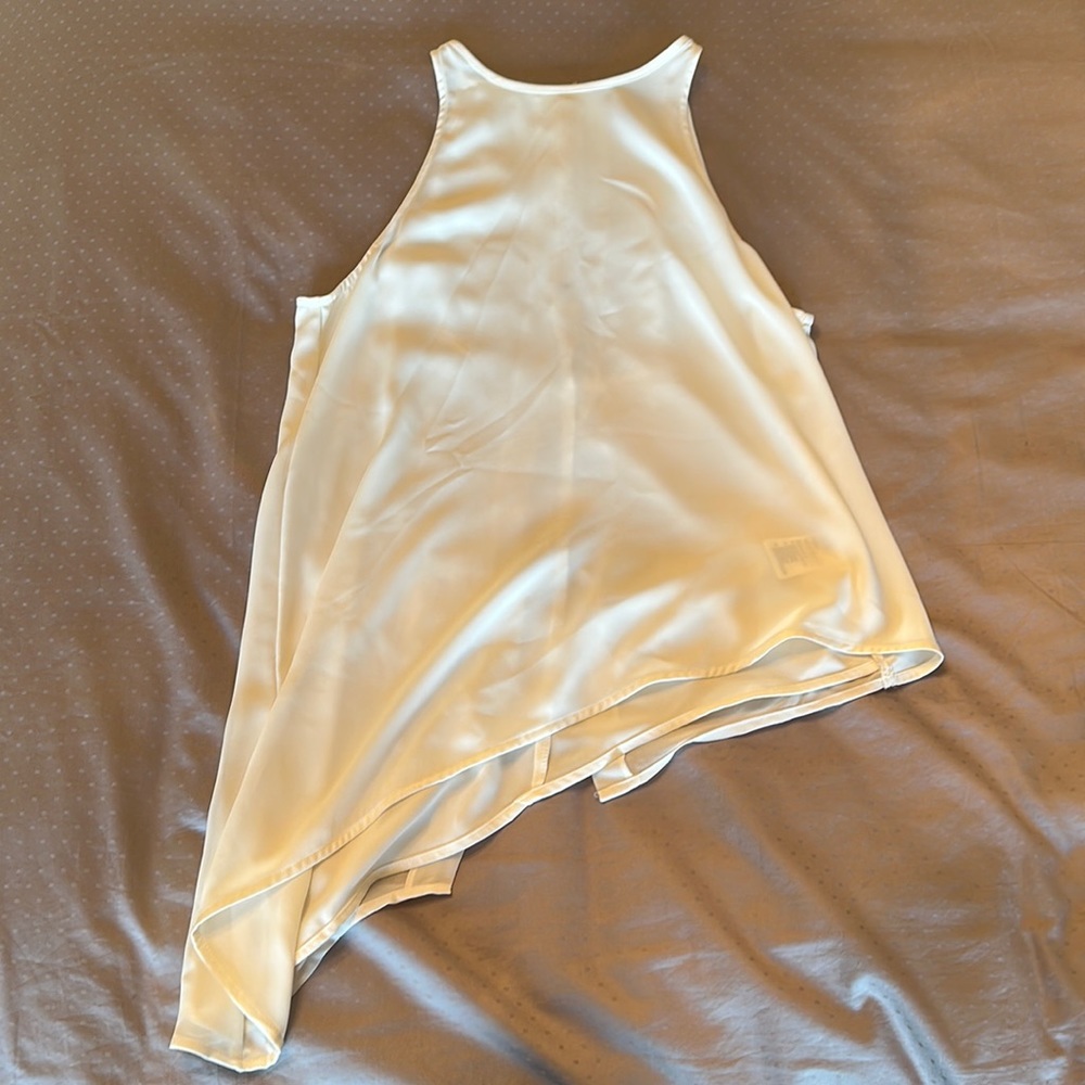 H&M WHITE ASYMMETRICAL TOP